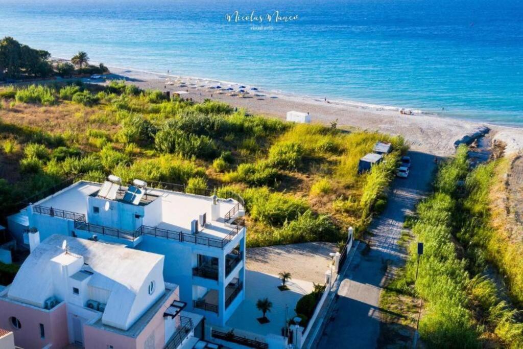 White&Blue Luxury Suites Jalisos Zewnętrze zdjęcie