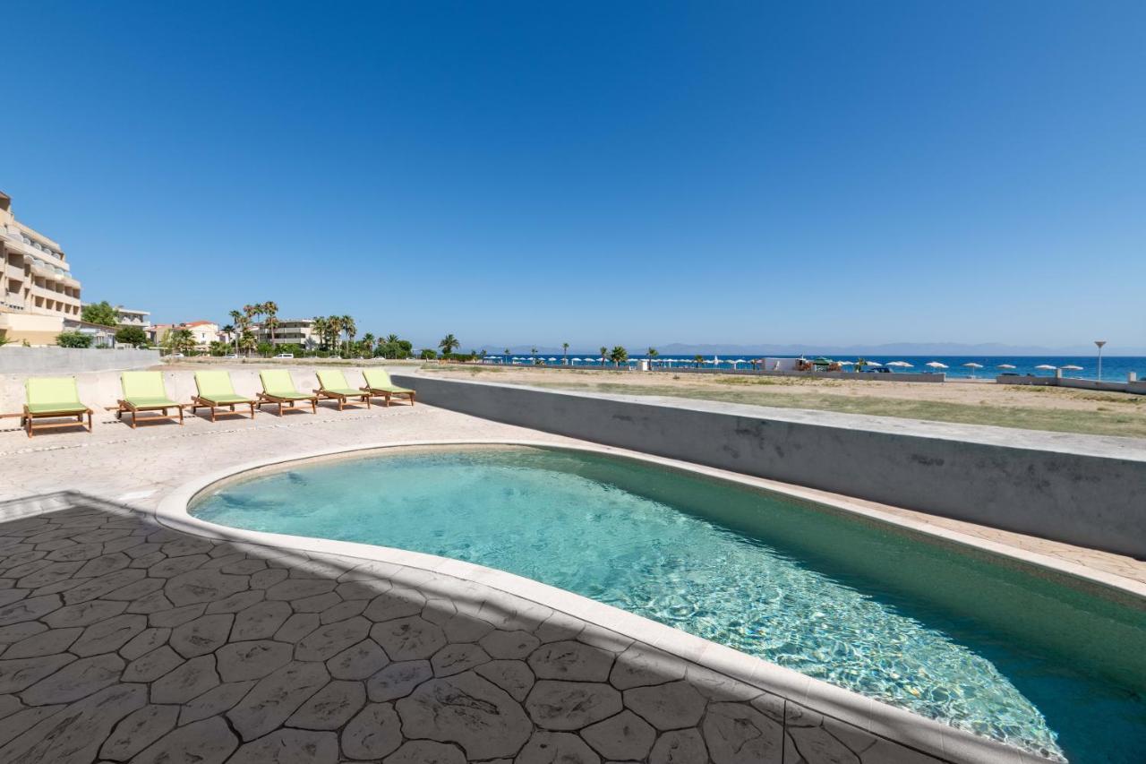 White&Blue Luxury Suites Jalisos Zewnętrze zdjęcie