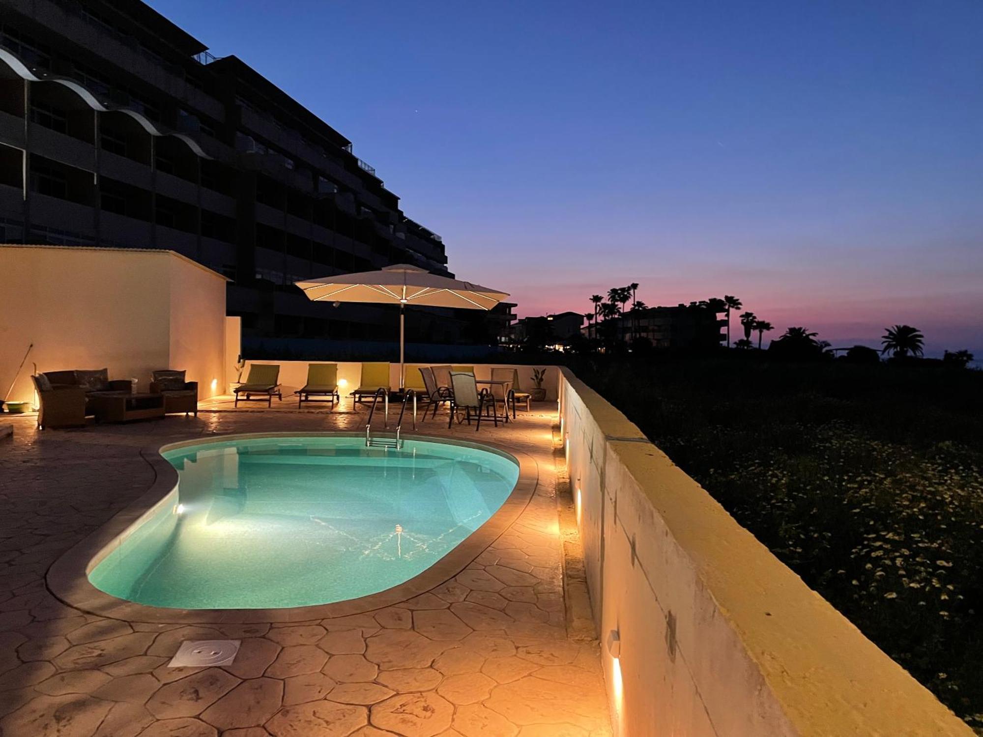 White&Blue Luxury Suites Jalisos Zewnętrze zdjęcie